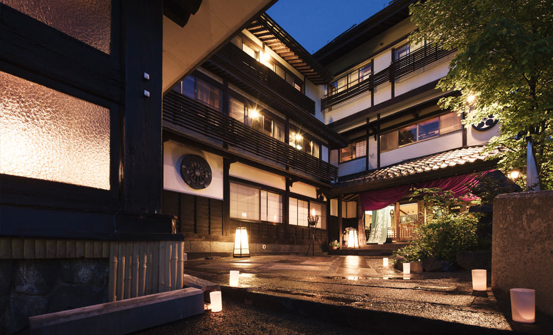 深山荘 高見屋 — 蔵王温泉 · 享保元年(1716年)創業、自家源泉三本を持つ蔵王最古の宿