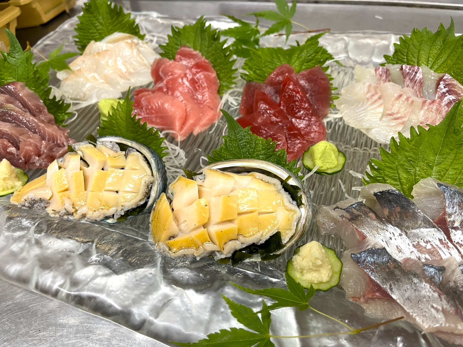 ホテル三陽 — 陸前高田市気仙町 · 1936 年創業、広田湾を見下ろす丘の料理宿