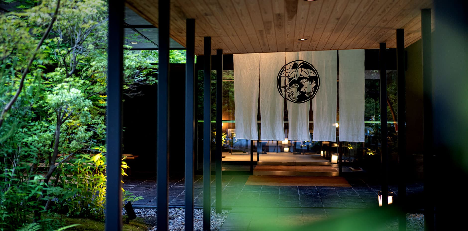 積善館 佳松亭・山荘 — 中之条町四万・新湯 · 元禄7年創業、登録有形文化財の山荘を併設