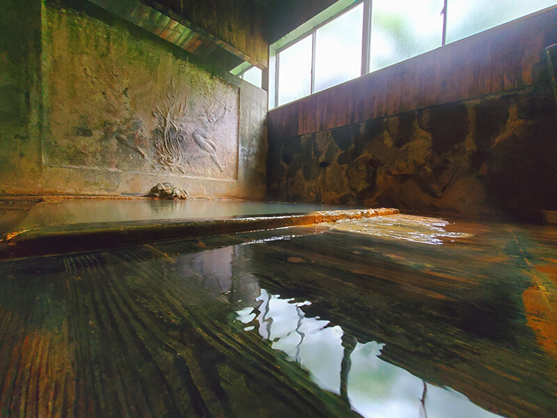 鹿沢温泉 紅葉館 — 嬬恋村田代 · 明治2年創業、鹿沢に唯一残る湯本宿