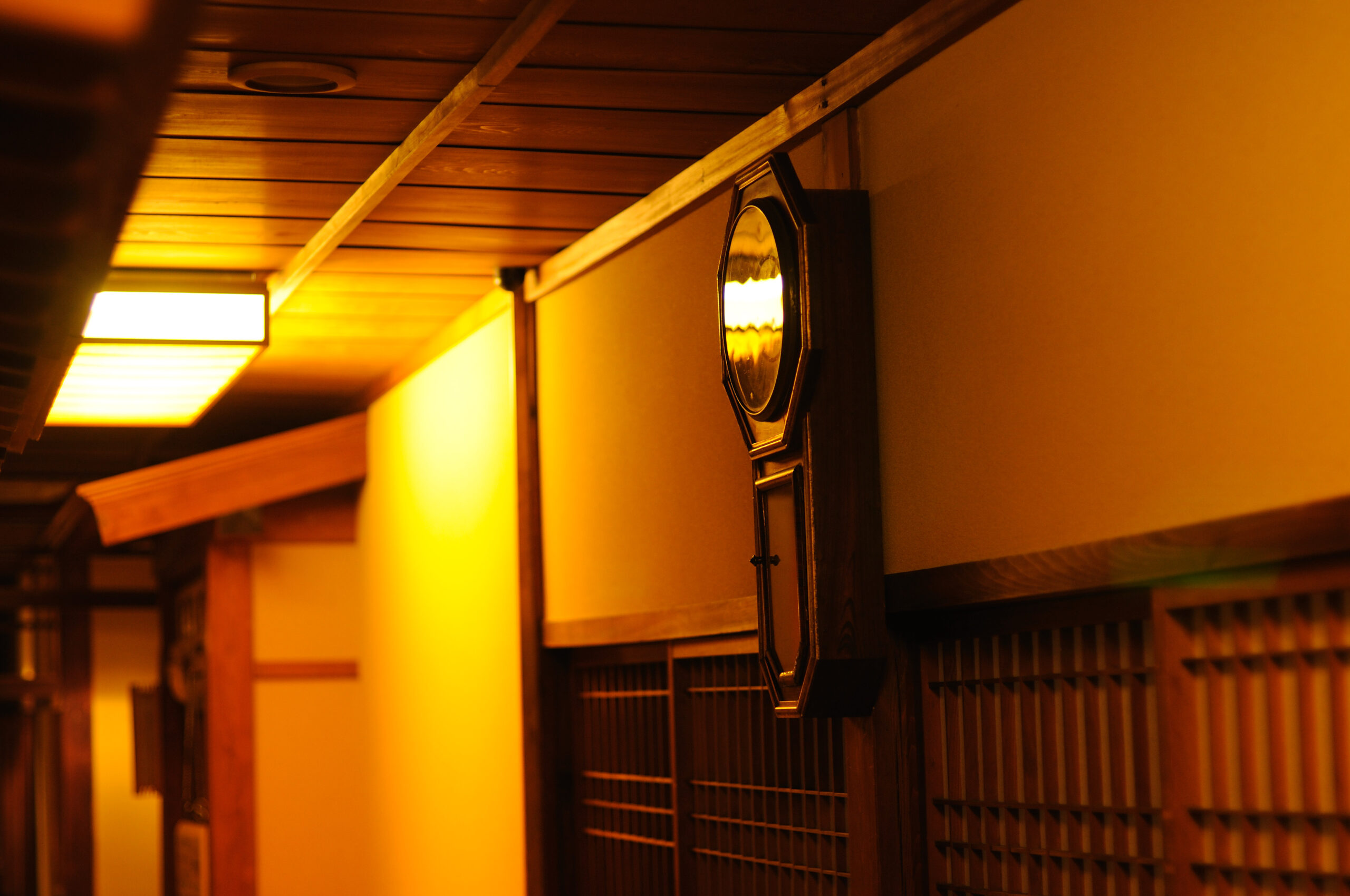 八ツ三館 — 飛騨市古川町 · 明治三十八年築の招月楼を擁する料亭旅館の外観