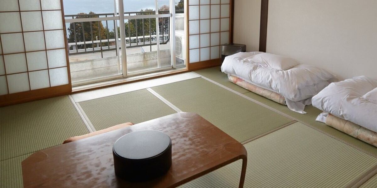 国民宿舎えぼし荘 — 岩手県野田村玉川 · 太平洋を正面に望む和室、全客室オーシャンビューの国民宿舎