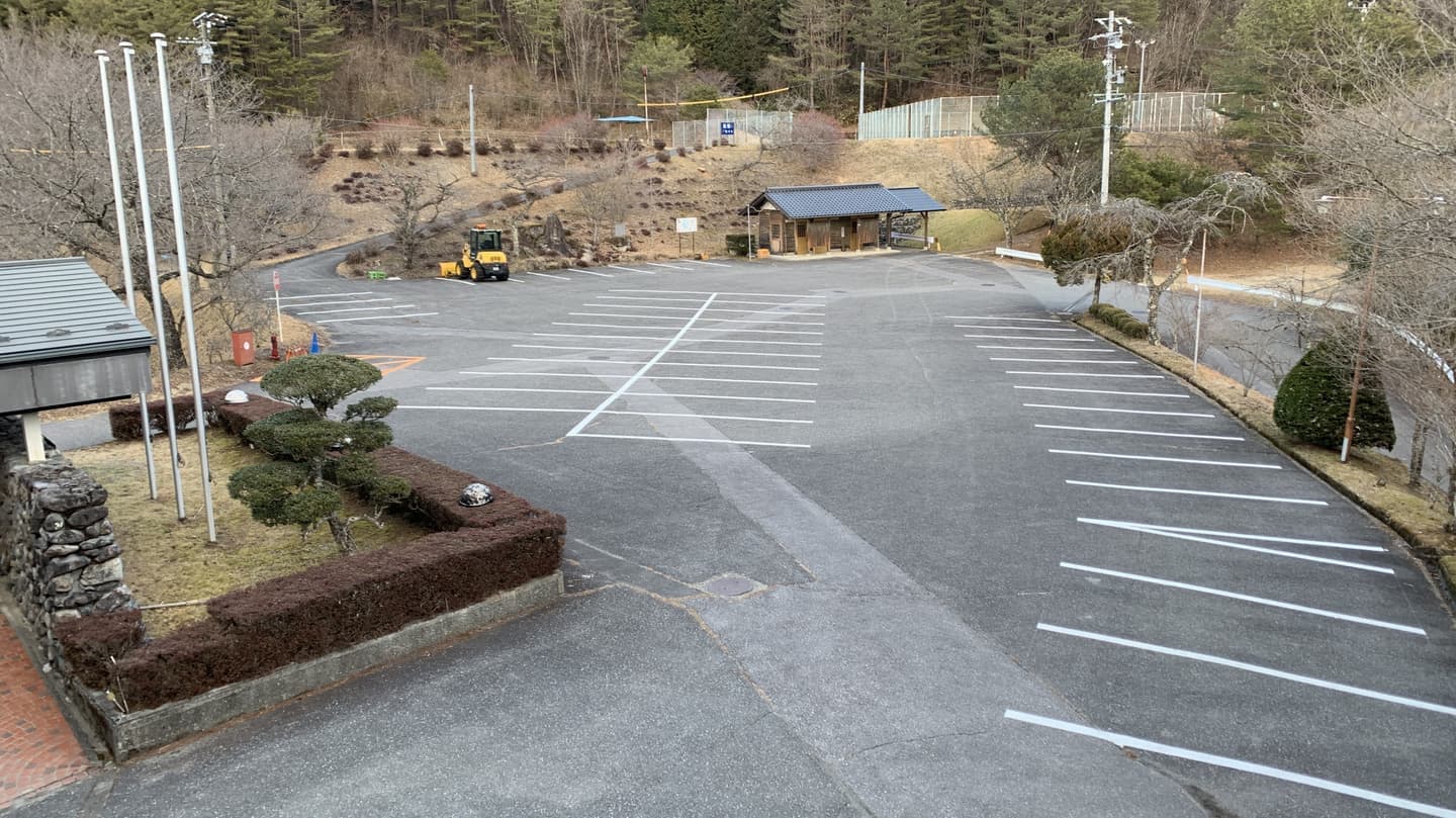 うるぎ ささゆり荘 — 売木村 · 長野県最南端の里に湧く温泉宿